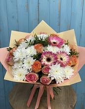 Букет цветов из:  Розы, Герберы и Хризантемы в Нижнем Баскунчаке