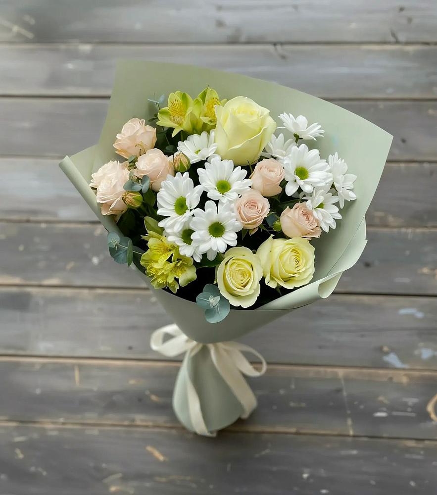 Букет цветов из: Альстромерии, Розы и Хризантемы в Нижнем Баскунчаке