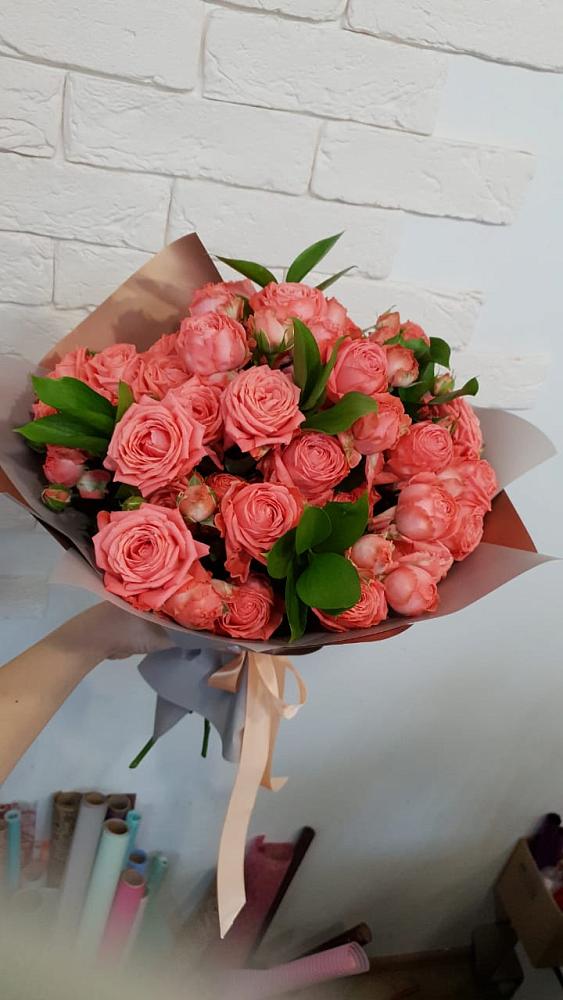 Букет цветов из: Розы в Нижнем Баскунчаке