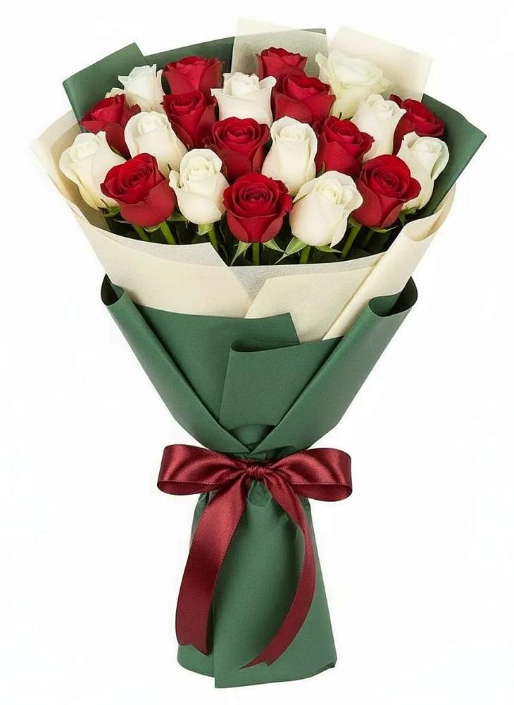 Букет Микс из красных и белых роз в Нижнем Баскунчаке