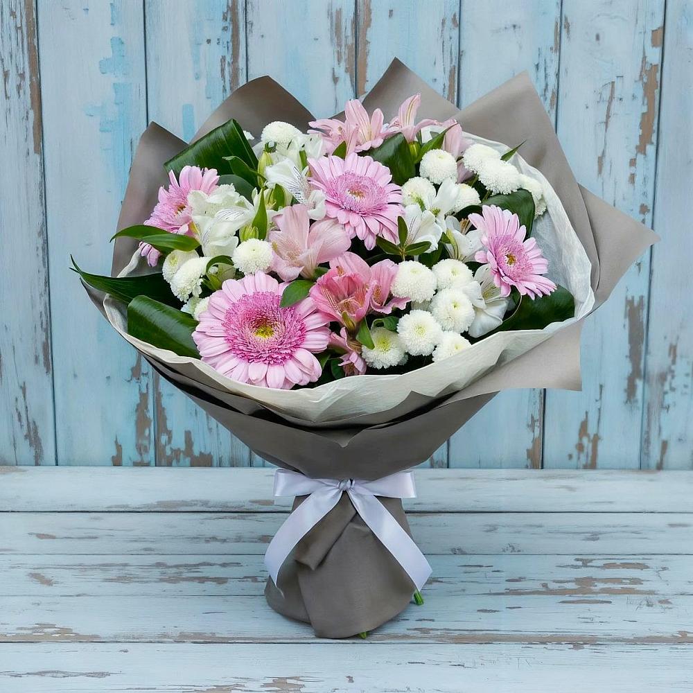 Букет цветов из: Герберы, Альстромерии и Хризантемы в Нижнем Баскунчаке